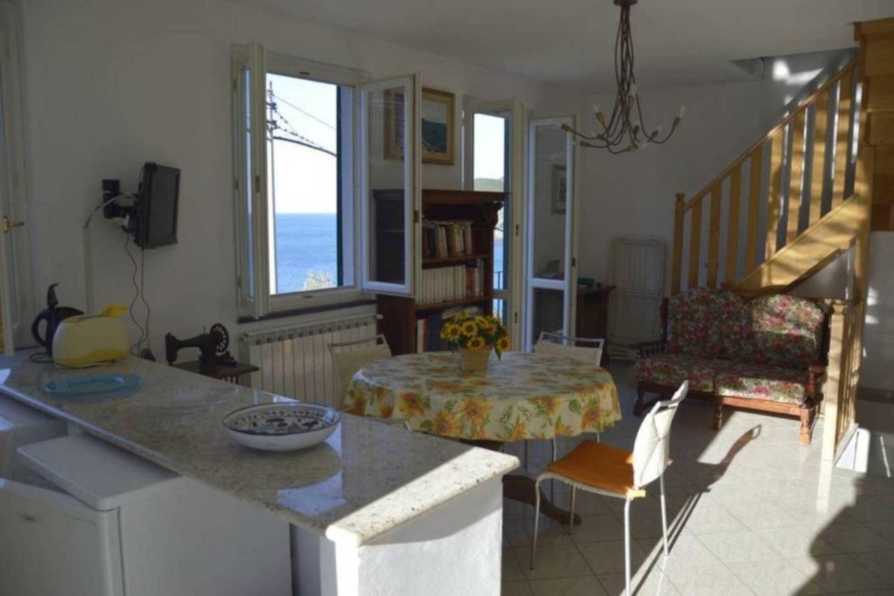Apartamento Sweet Helen With Sea View Levanto Exterior foto